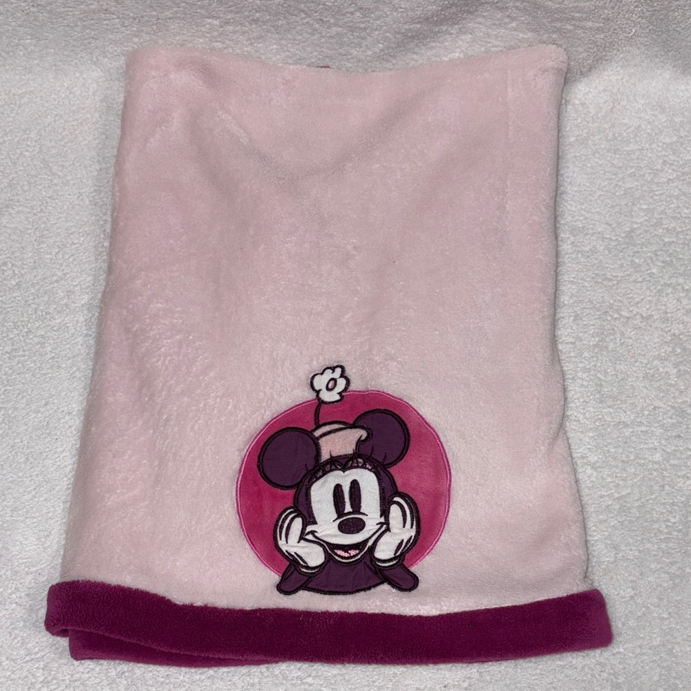 Disney kids line Pink plush Minnie Mouse baby receiving Blanket